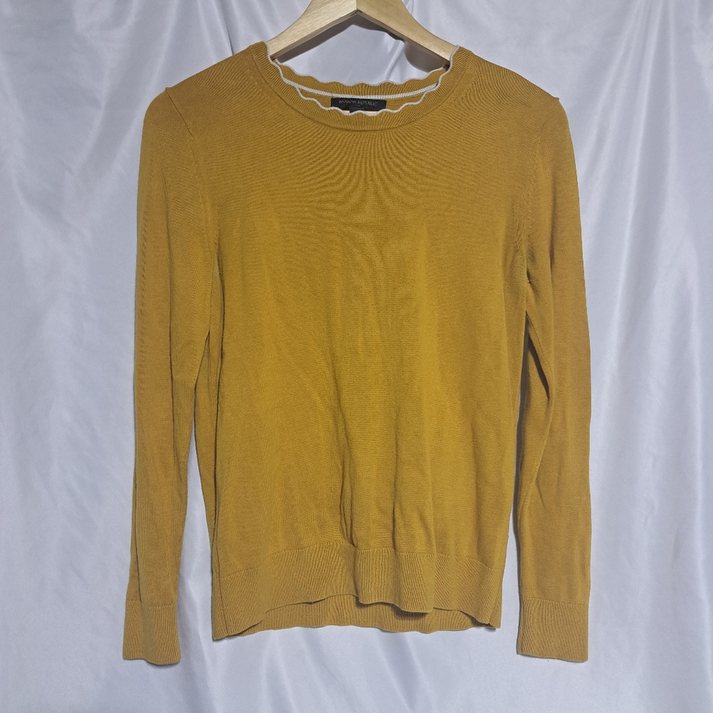 Banana Republic Womens‎ Small Mustard Yellow Crewneck Sweater White Frill Neck